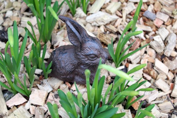 Gartenfigur Hase Gusseisen